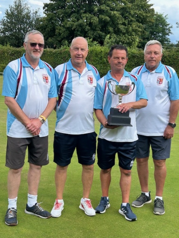 Mens Senior fours winners
